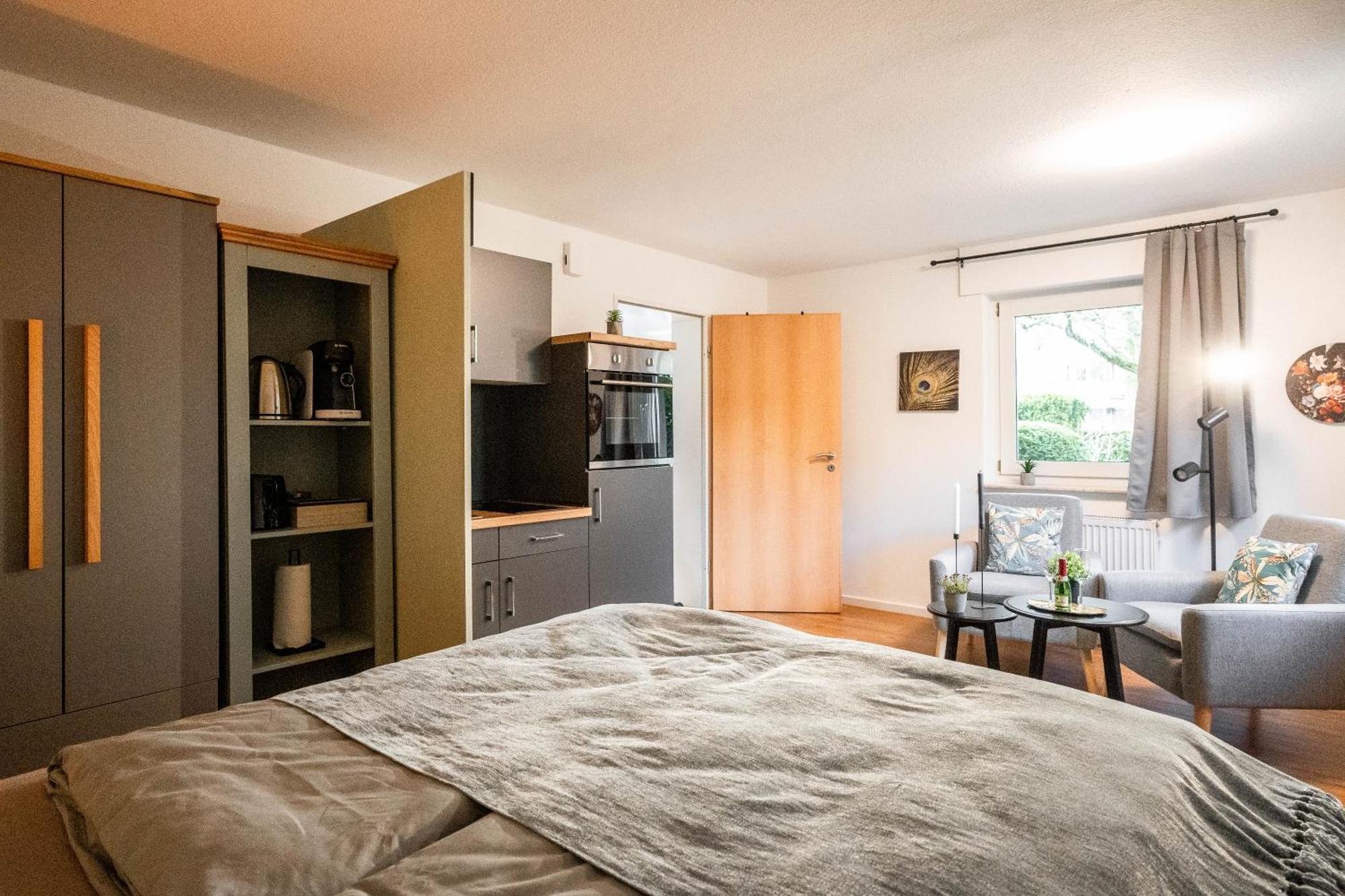 Apartment Ostersiek- Privater Eingang Mit Eigener Terrasse Bad Salzuflen Esterno foto